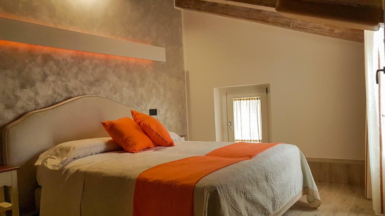 فندق Duomo Attic رافيلّو المظهر الخارجي الصورة